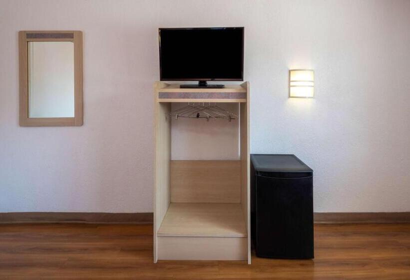 Номер Deluxe, North Hills Inn