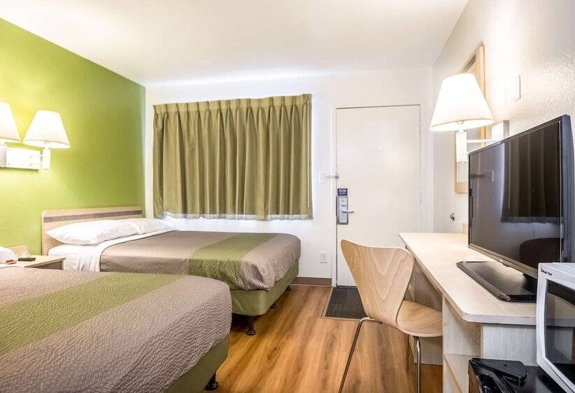 스탠다드 룸 더블 침대 2개, Motel 6pueblo, Co  I25