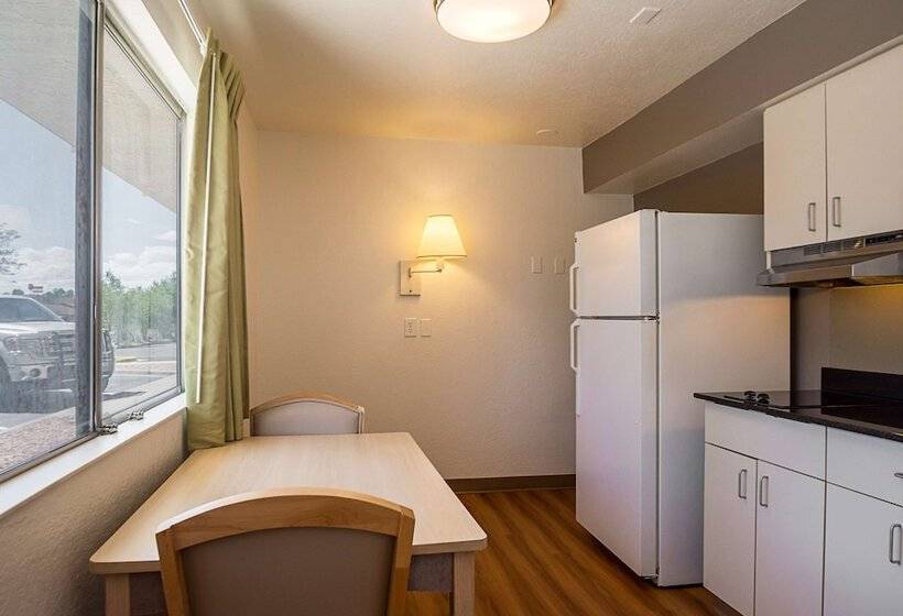 장애인을 위한 스탠다드 룸, Motel 6pueblo, Co  I25