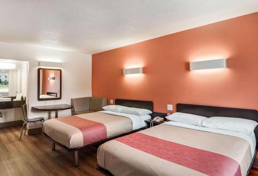 Четырехместный Номер Deluxe, Motel 6youngstown, Oh