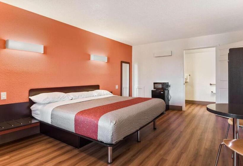 Номер Deluxe Кровать Кинг, Motel 6youngstown, Oh