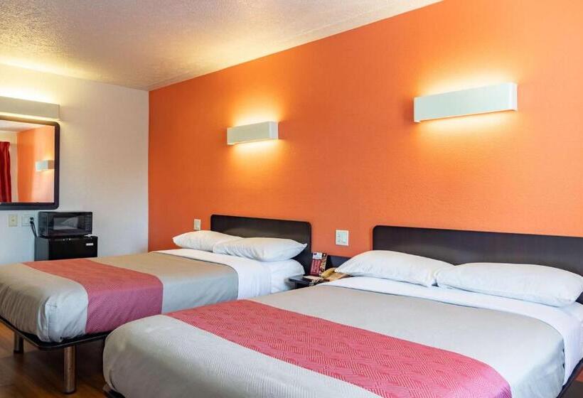 Четырехместный Номер Стандарт, Motel 6youngstown, Oh