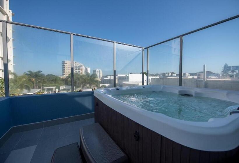 3침실 디럭스 아파트 바다 전망, Centrepoint Apartments Caloundra