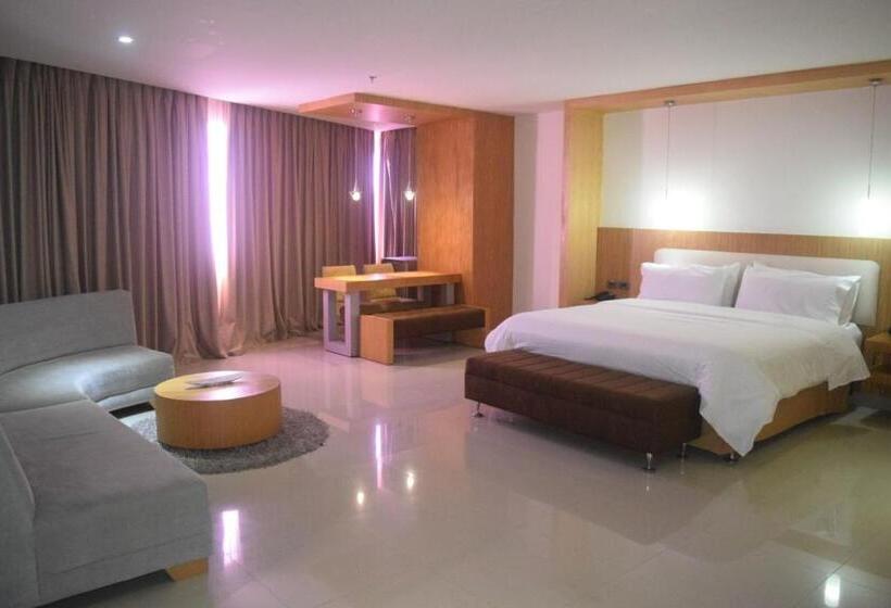 Люкс Кровать Кинг, Radisson Diamond Barranquilla