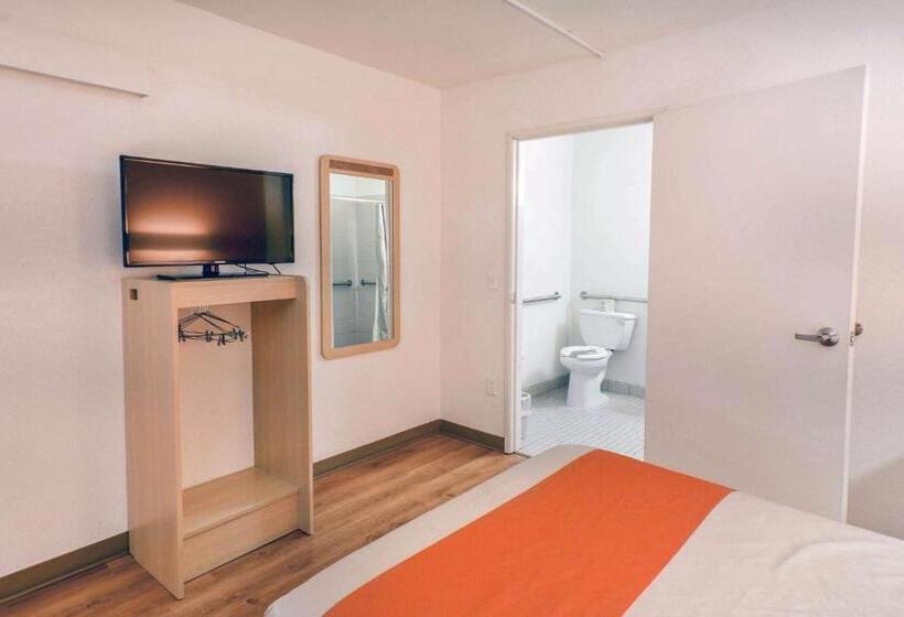 Номер Стандарт, Motel 6 Huntsville, Tx