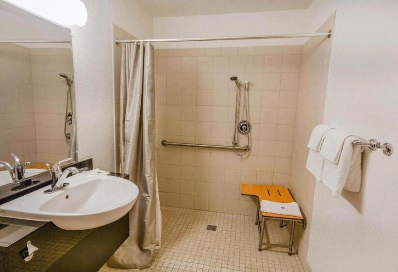 Номер Стандарт Адаптированный для Инвалидов, Motel 6 Huntsville, Tx