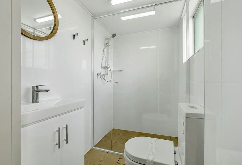 آپارتمان 3 خوابه, Tradewinds Apartments