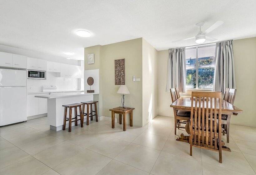 آپارتمان 3 خوابه, Tradewinds Apartments