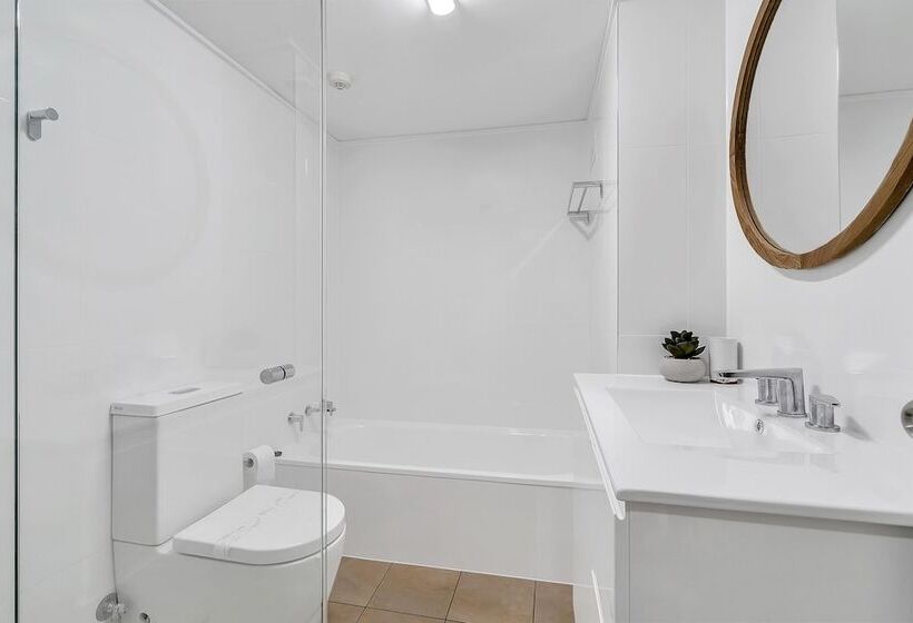 آپارتمان 3 خوابه, Tradewinds Apartments