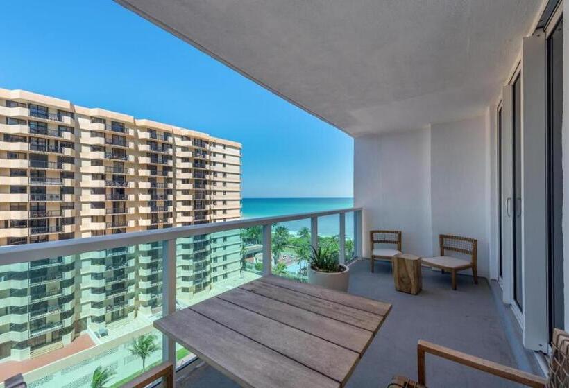 带阳台套房, 1 Hotel & Homes Miami Beach Oceanfront Residence Suites By Joe Semary