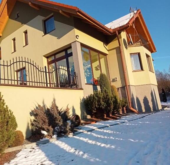 منزل غرفة نوم واحدة, Agroturystyka U Rysia
