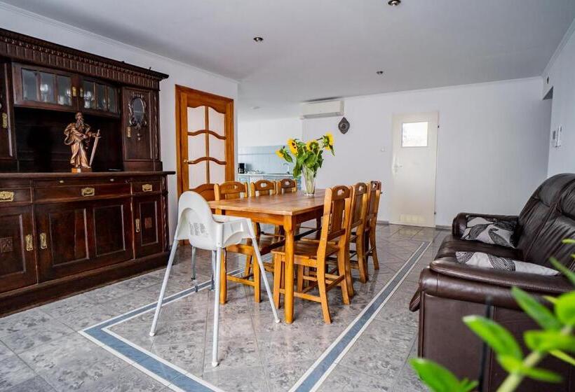 Apartamento 1 Dormitório, Ik Maria