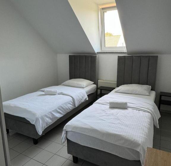 Quarto Basic, Ik Maria