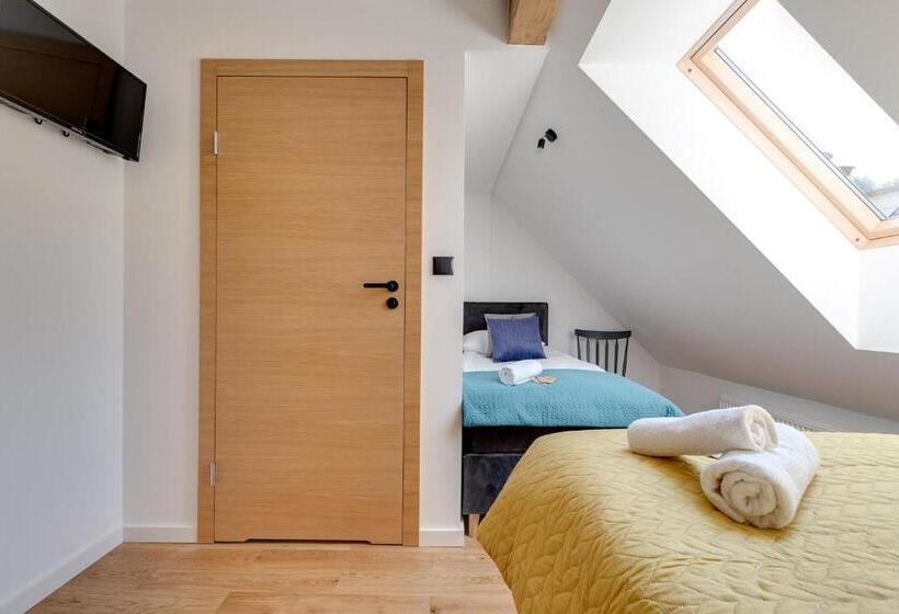 اتاق استاندارد سه نفره, Biała Owieczka B&b Szczyrk