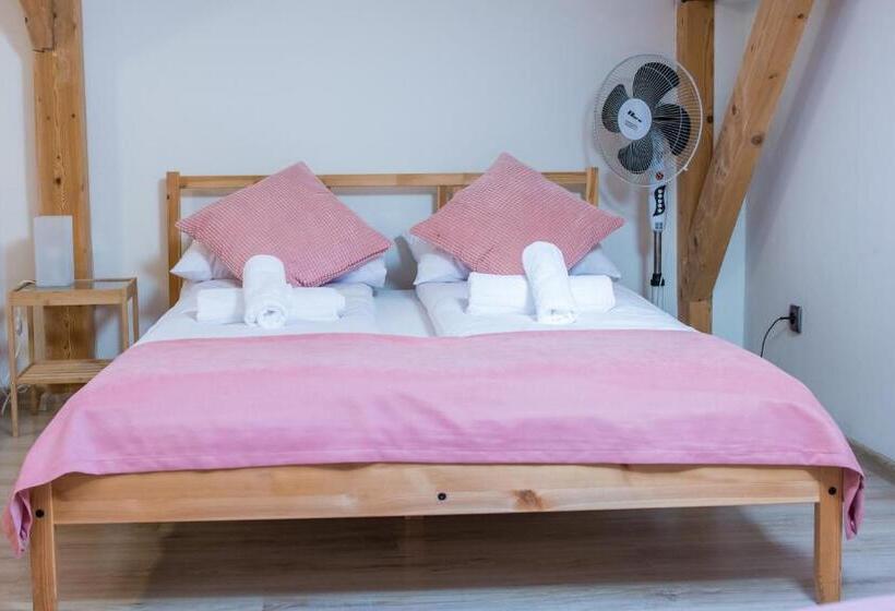 Семейный Номер, Harmony Hostel