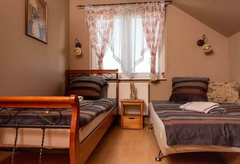 חדר סטנדרט לשלושה, Agroturystyka Gawryś Pokoje
