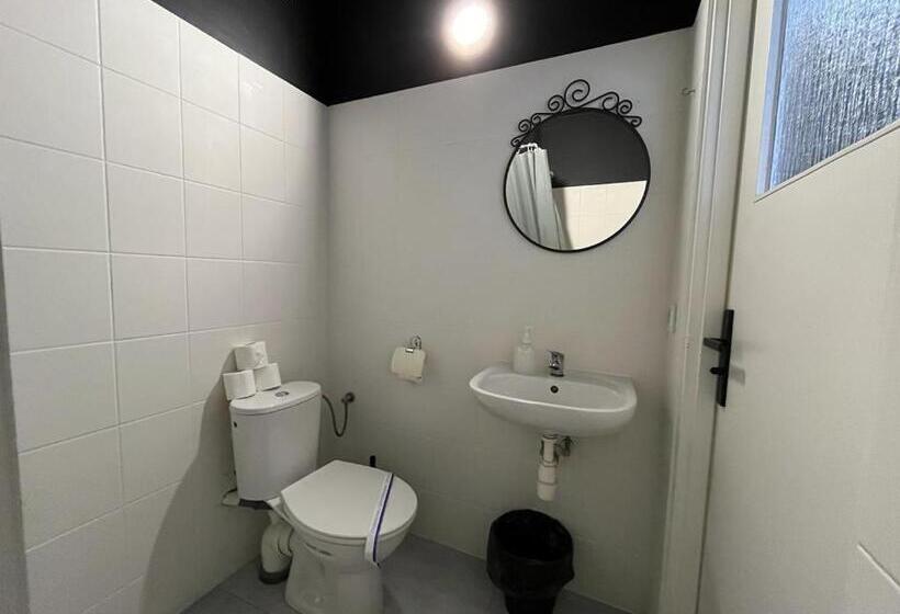اتاق استاندارد چهار تخته, Grey Poznań Pokój Z łazienką , Darmowy Parking, Zameldowanie Bezobsługowe