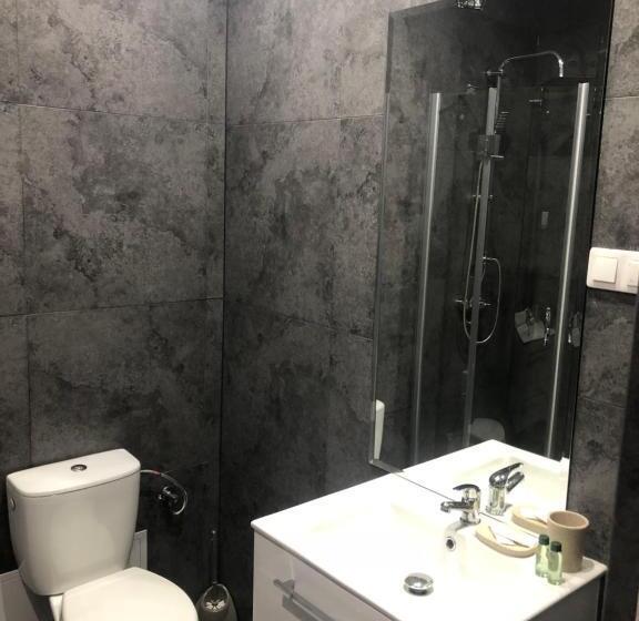 استودیوی استاندارد, Sanktuarium Snu Apartments