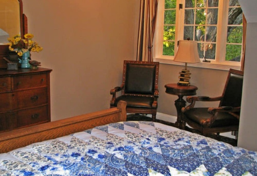 Номер Стандарт, White Oak Manor Bed And Breakfast