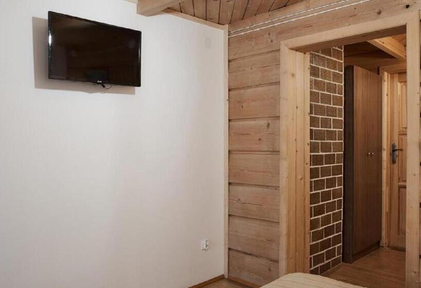 Quarto Estandar, Chata U Bronka