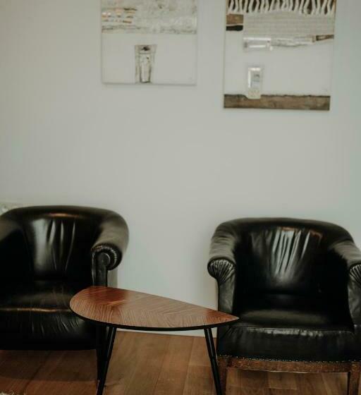 Номер Deluxe с Балконом, Salon Win Wine Bar & Apartments