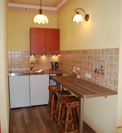 آپارتمان 1 خوابه, Villa Europa
