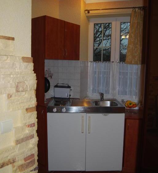 آپارتمان 1 خوابه با چشم‌انداز دریا, Villa Europa