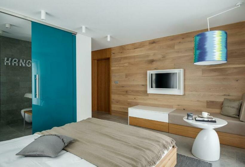 اتاق لوکس با بالکن, Zimowy Domek Boutique Rooms   Adults Only Vege