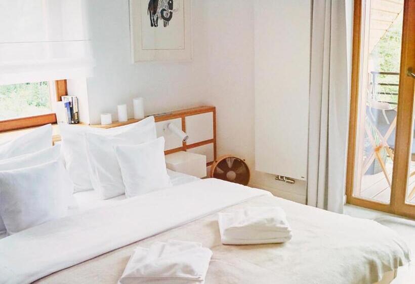 اتاق لوکس با بالکن, Zimowy Domek Boutique Rooms   Adults Only Vege