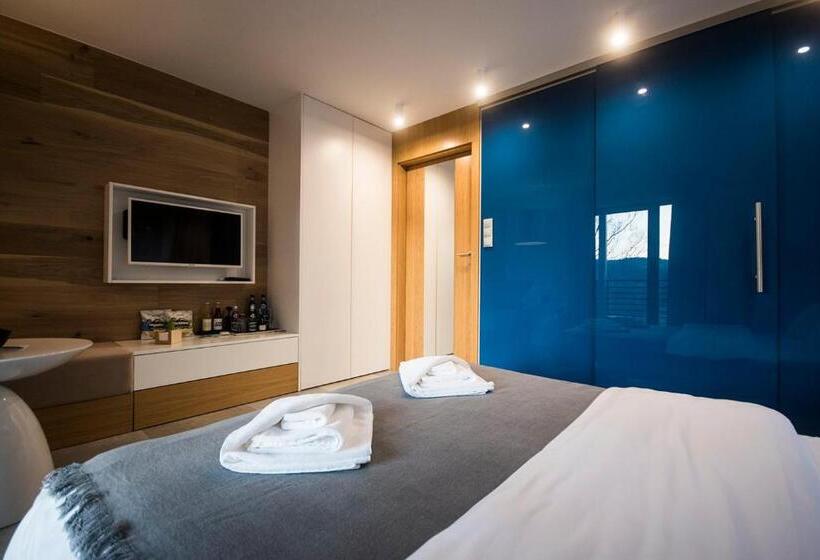 اتاق لوکس با بالکن, Zimowy Domek Boutique Rooms   Adults Only Vege