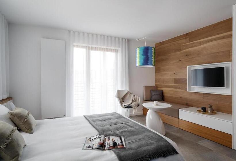 اتاق لوکس با بالکن, Zimowy Domek Boutique Rooms   Adults Only Vege