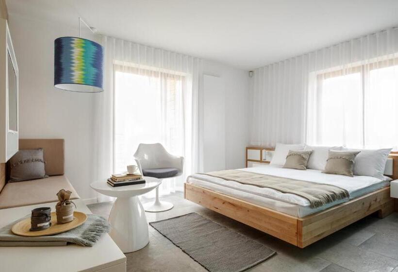 اتاق لوکس با بالکن, Zimowy Domek Boutique Rooms   Adults Only Vege