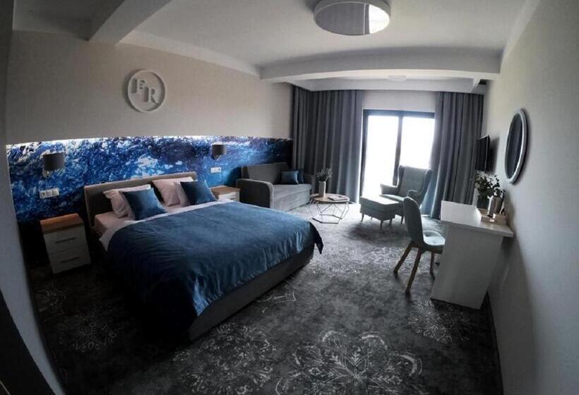 Трехместный Номер Стандарт с Балконом, Family Resort Sarbinowo