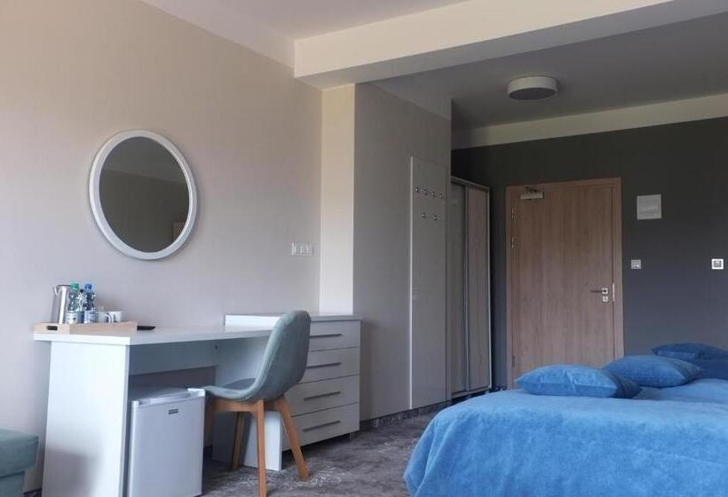 Четырехместный Номер Стандарт с Балконом, Family Resort Sarbinowo
