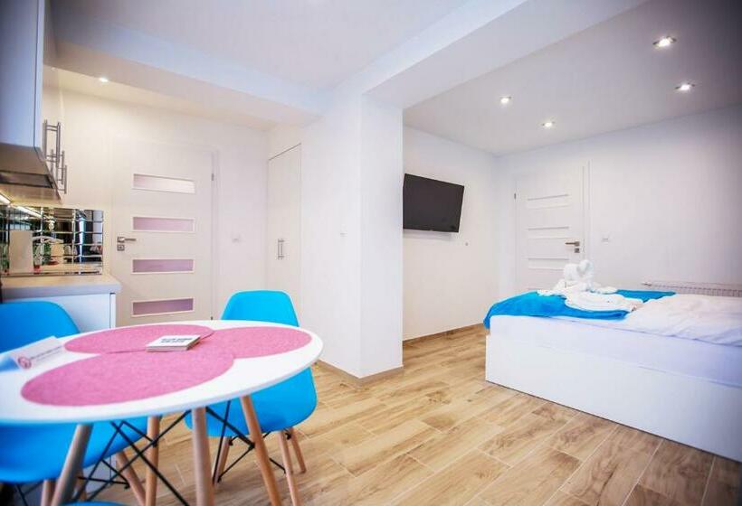 Студия Стандарт, Adonis Apartments