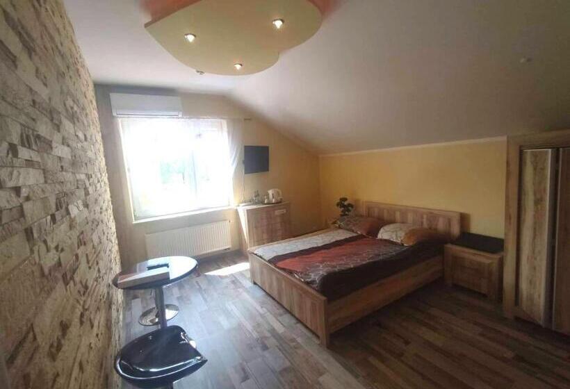 Стандартный Номер Кровать Кинг, Noclegi I Restauracja Gracja