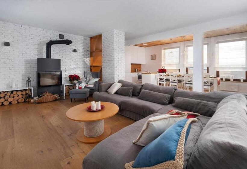 شقة 3 غرف, Apartamenty Paliki