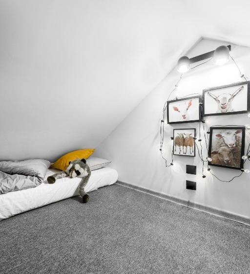 شقة ديلوكس غرفة نوم واحدة, Aparthotel Narciarska 2