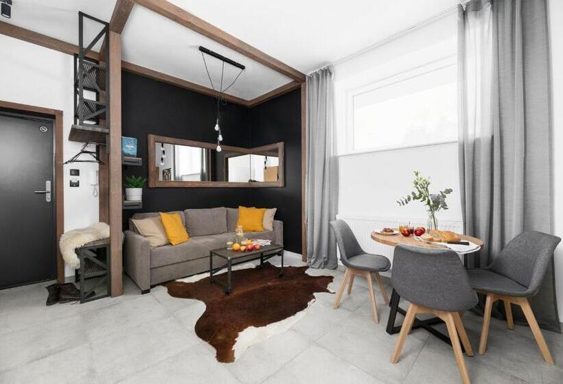 شقة غرفة واحدة, Aparthotel Narciarska 2