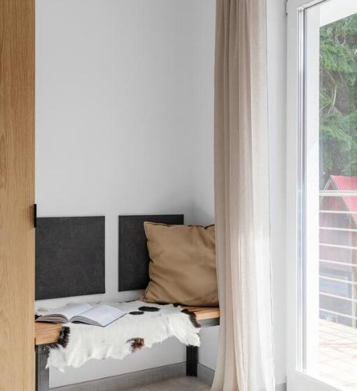 شقة غرفتين, Aparthotel Narciarska 2