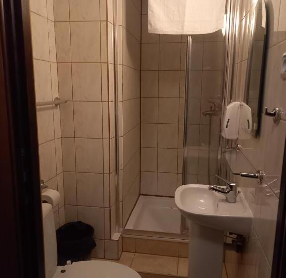 Номер Basic, Dworek Staropolski