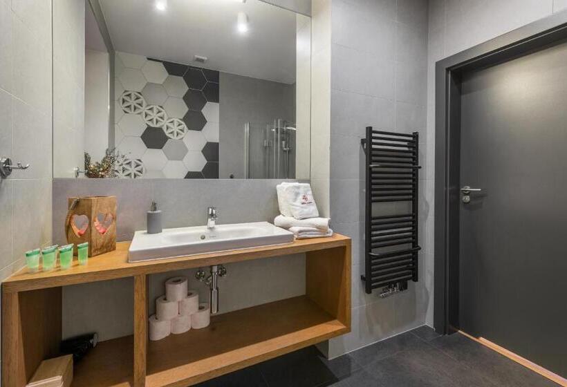 Апартаменты Prestige 1 Спальня, Willa Jarosta & Spa  Free Parking