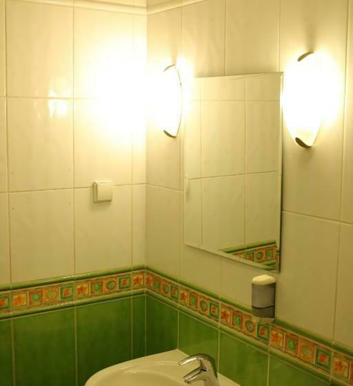 اتاق استاندارد سه نفره, Amicus żoliborz