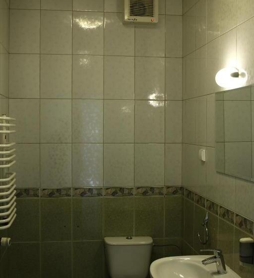 اتاق استاندارد سه نفره, Amicus żoliborz