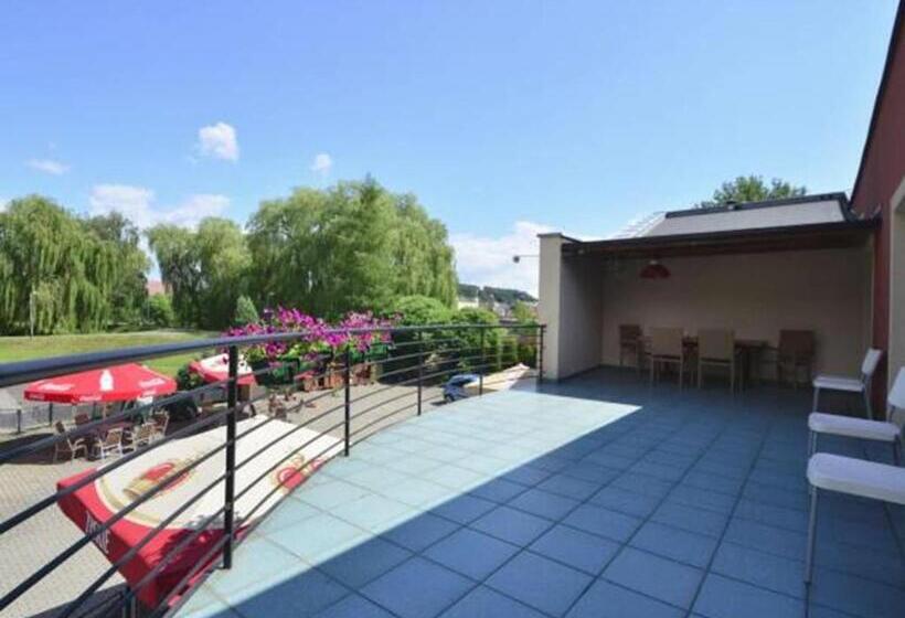 标准三人间, Bizancjum Pokoje Gościnne Parking Free 24h