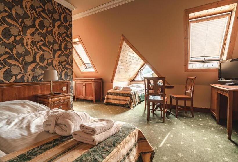 חדר סטנדרט לארבעה, Biały Dunajec Resort & Spa