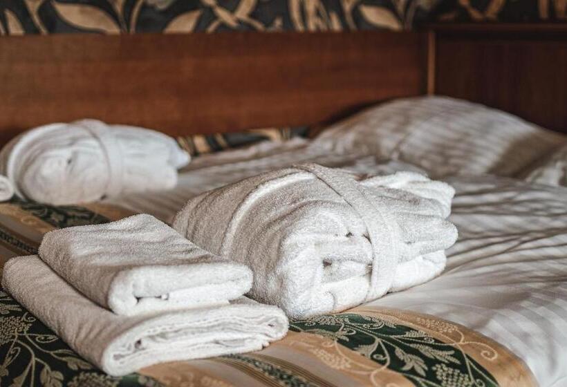 三人经典房间, Biały Dunajec Resort & Spa
