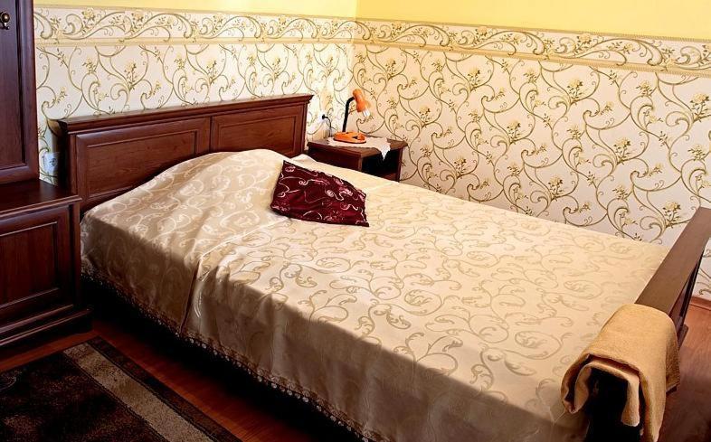 اتاق استاندارد یک نفره, Miły