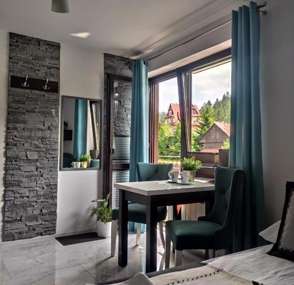 Студио Стандарт с Балконом, Pokoje I Apartamenty U Sabiny   Apartament I Domek Z Jacuzzi Na Wyłączność   Pozostałe Pokoje Bez Ja
