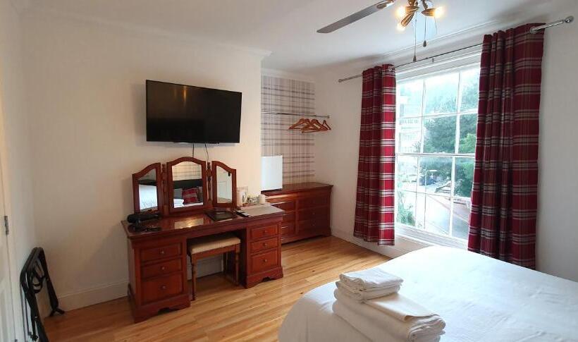Quarto Estandar Cama King, Midway Guest House